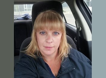 EasyRoommate CA - Debbie - 43 - North Alberta