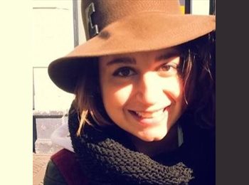 NZ - Nora Helou - 22 - Dunedin