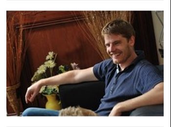 EasyRoommate UK - Andrew - 32 - Derby