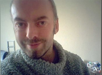 EasyRoommate UK - Andrew - 49 - Southport