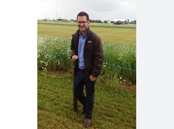 EasyRoommate UK - Nikos - 29 - Reading