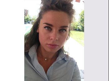 EasyRoommate UK - Alicia - 25 - Bath and NE Somerset