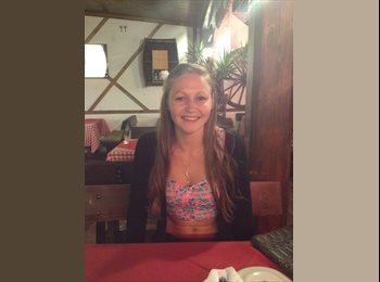 EasyRoommate UK - Hannah - 23 - Plymouth