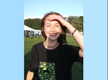 EasyRoommate UK - Anna - 18 - Bury St. Edmunds
