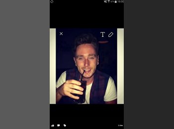 EasyRoommate UK - Benjamin - 25 - Salford
