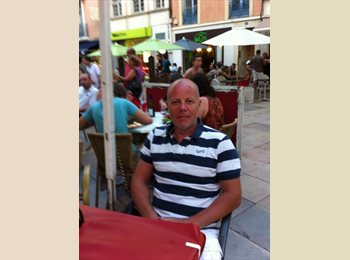 EasyRoommate UK - Tom - 49 - Hemel Hempstead