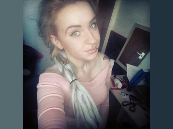 EasyRoommate UK - Lauren - 19 - Newton Abbot