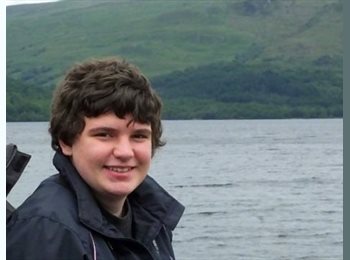 EasyRoommate UK - Shannon - 19 - Kirklees