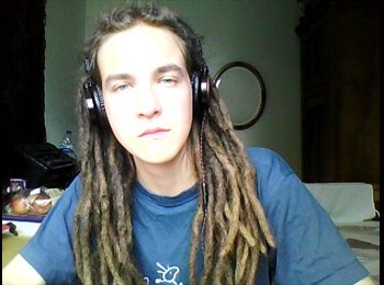 EasyRoommate UK - Jakub - 22 - Bristol