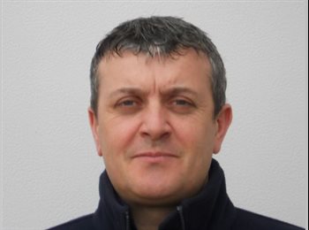 EasyRoommate UK - Pete - 45 - Glasgow