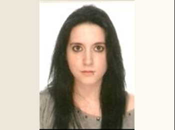 EasyRoommate UK - Andrea - 27 - Bristol