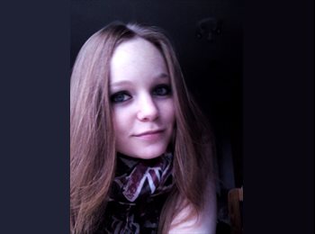 EasyRoommate UK - Annie - 21 - Sheffield
