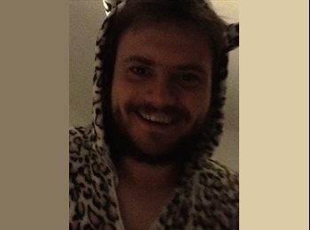 EasyRoommate UK - Samuel - 22 - Manchester