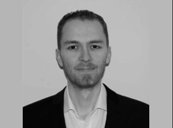 EasyRoommate UK - Anthony - 31 - Northampton