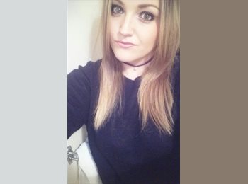 EasyRoommate UK - Sara - 23 - Northampton