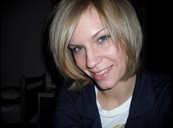 EasyRoommate US - Kristina - 20 - Springfield