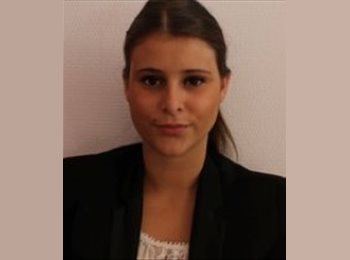 EasyRoommate US - Caroline - 21 - Los Angeles