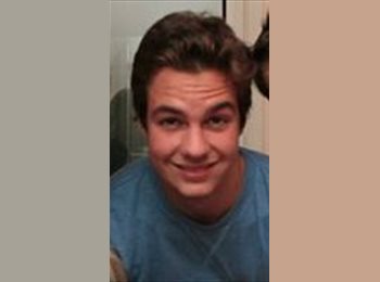 EasyRoommate US - Antoine - 23 - Los Angeles