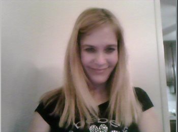 EasyRoommate US - Lisa - 45 - Newark