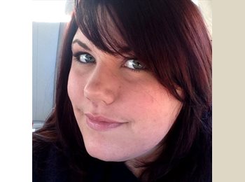EasyRoommate US - Christine - 24 - Northern California