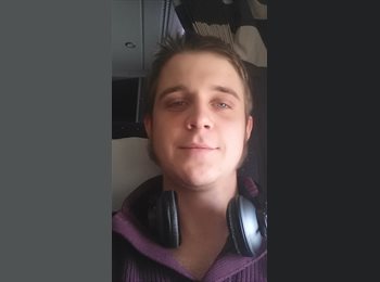 EasyRoommate US - Adrian - 21 - Ventura - Santa Barbara