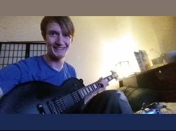 EasyRoommate US - Dominic - 20 - Oshkosh