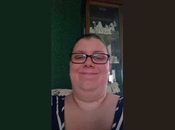EasyRoommate US - Kimberly - 25 - Phoenix
