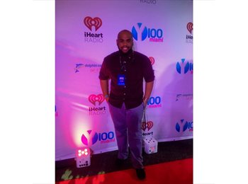 EasyRoommate US - Luis - 23 - Ft Lauderdale Area