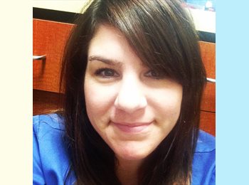 EasyRoommate US - Cari - 33 - Sacramento Area
