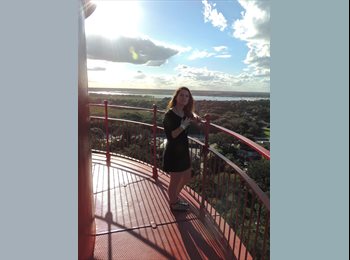 EasyRoommate US - Christine - 20 - Jacksonville