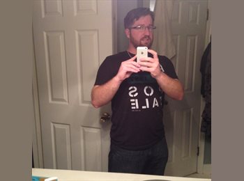 EasyRoommate US - Earl - 34 - Orlando Area