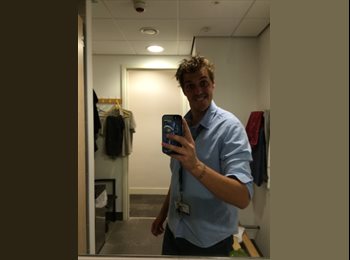 EasyRoommate UK - Peter - 30 - Swindon