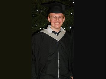 EasyRoommate UK - Adam - 21 - Coventry