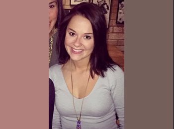 EasyRoommate US - Lisa - 22 - Oahu