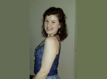 EasyRoommate AU - Emma - 19 - Brisbane