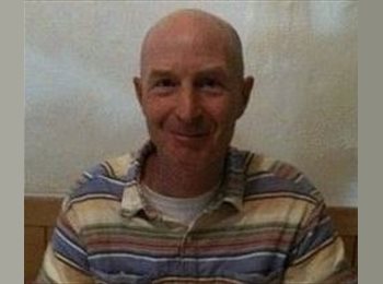 EasyRoommate AU - jonathan - 49 - Gold Coast