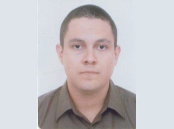 EasyRoommate CA - Carlos - 37 - Vancouver