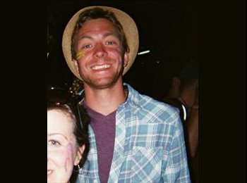 EasyRoommate CA - Tom - 25 - Vancouver