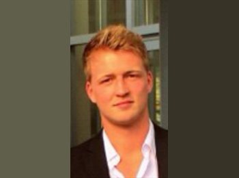 EasyRoommate SG - Nicolas Jenisch - 23 - Singapore