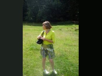 EasyRoommate UK - Justine - 51 - Basingstoke and Deane