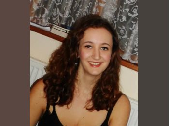 EasyRoommate UK - Joanne - 21 - Nottingham