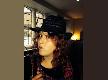 EasyRoommate UK - Eileen - 25 - Wellingborough