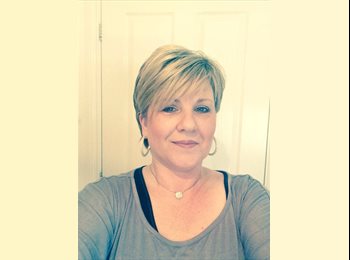 EasyRoommate UK - Michele - 50 - St Albans