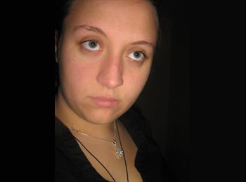 EasyRoommate UK - amelie - 22 - Stoke-on-Trent