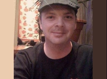 EasyRoommate UK - Neil - 40 - Southampton