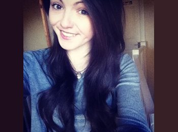EasyRoommate UK - Amy - 18 - Sheffield