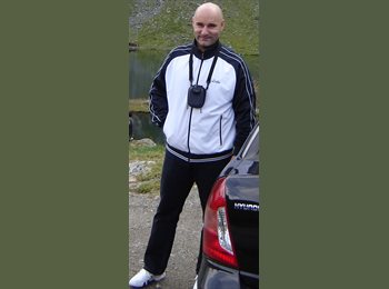 EasyRoommate UK - Michael - 39 - Chichester