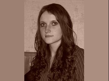 EasyRoommate UK - Ausra - 28 - Stratford-upon-Avon