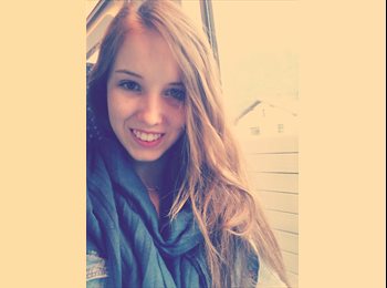 EasyRoommate UK - Christina - 18 - Edinburgh