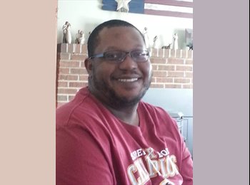EasyRoommate US - Ernest - 39 - Dover